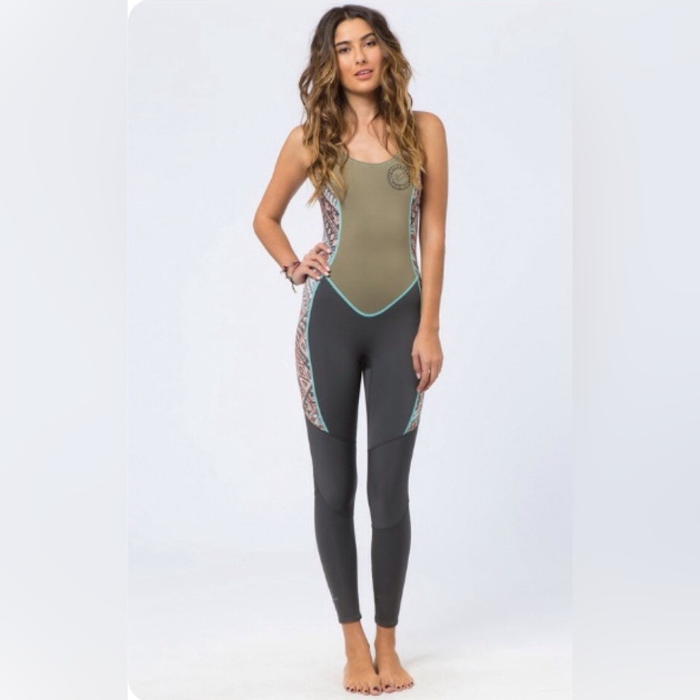 Billabong Sleeveless Salty Jane Surf Capsule Racerback Wetsuit